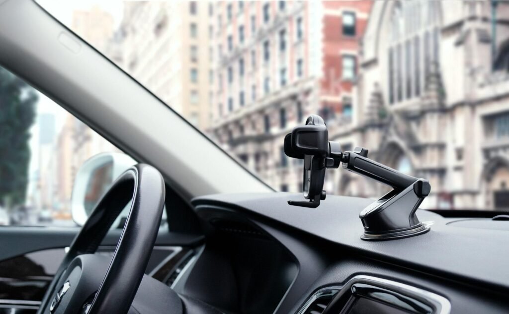 fantastic versitle phone mount